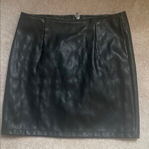 Tinseltown Black Quilted Pencil Skirt